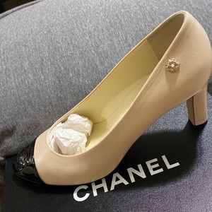 CHANEL SHOE